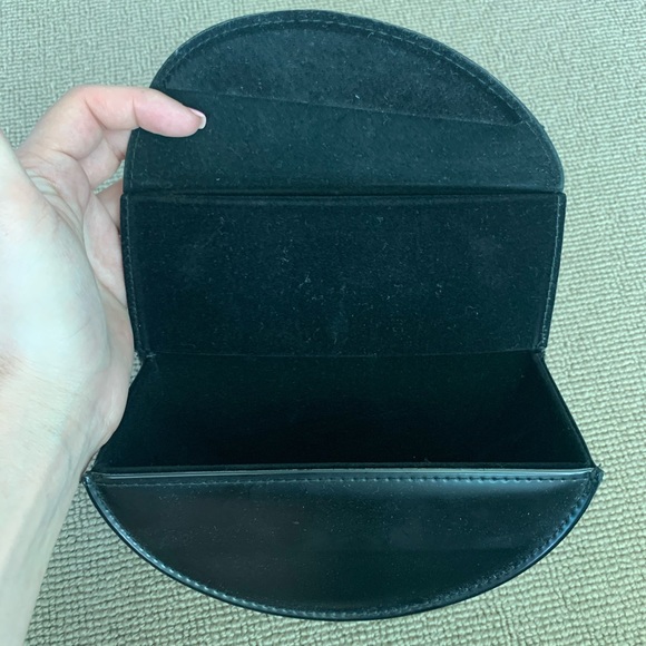 Marc by Marc Jacobs sunglass case black - Picture 3 of 4